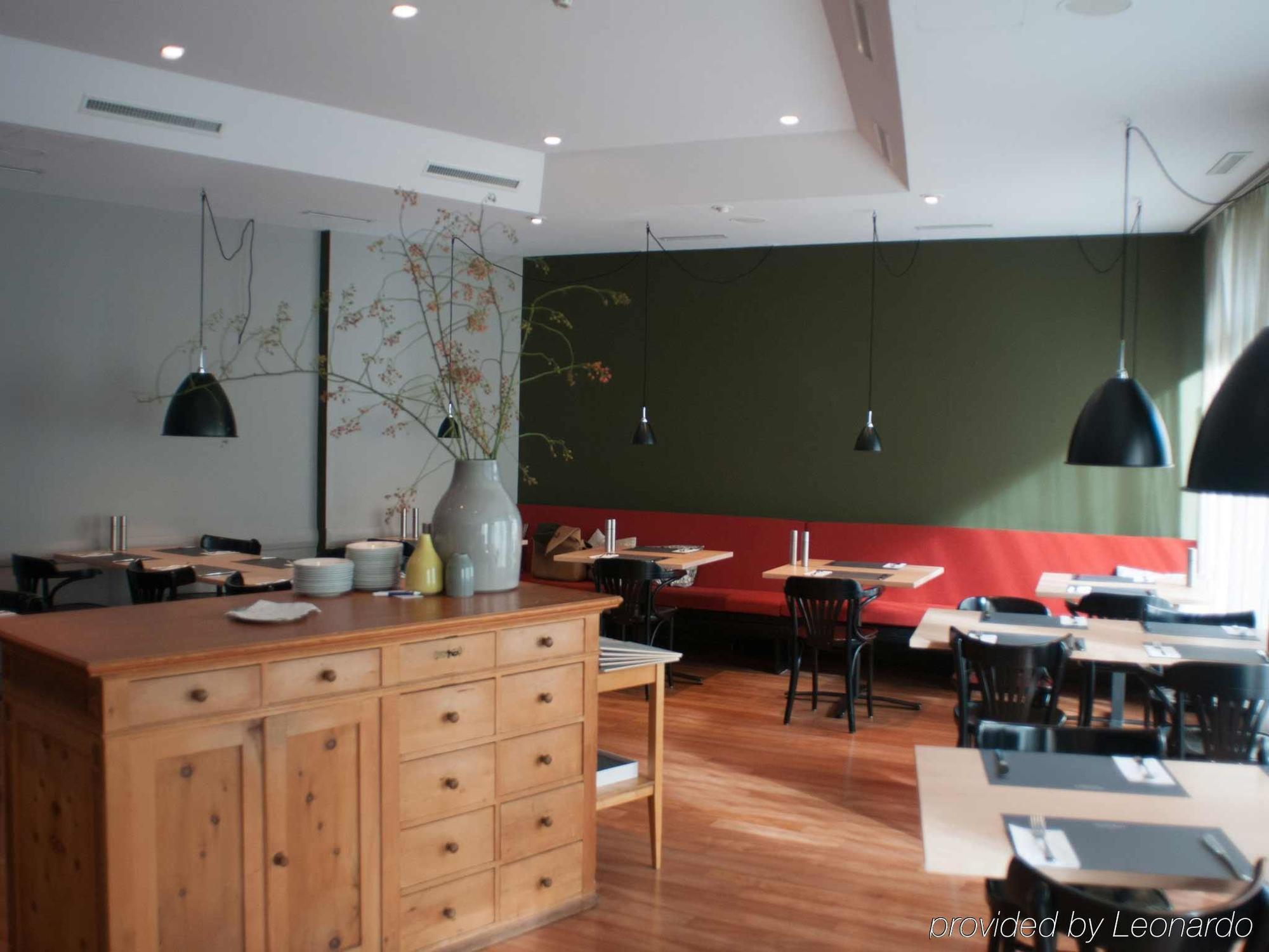 Ibis Styles Bern City Bagian luar foto