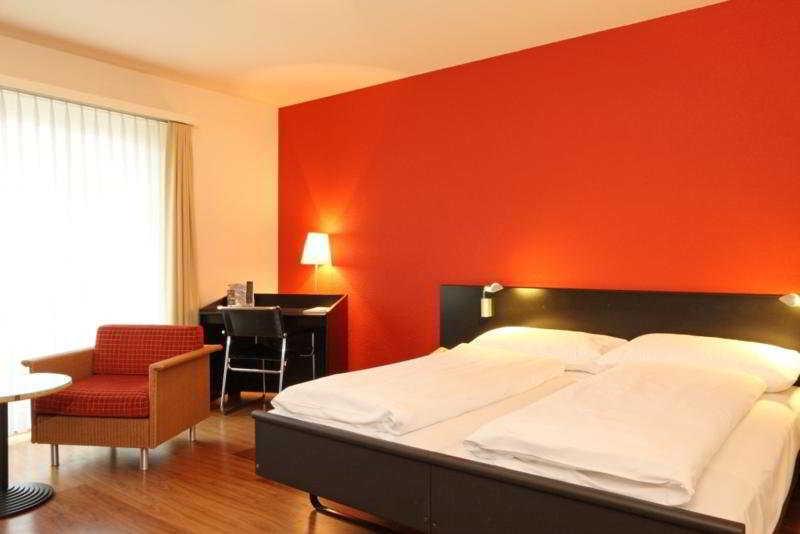Ibis Styles Bern City Bagian luar foto