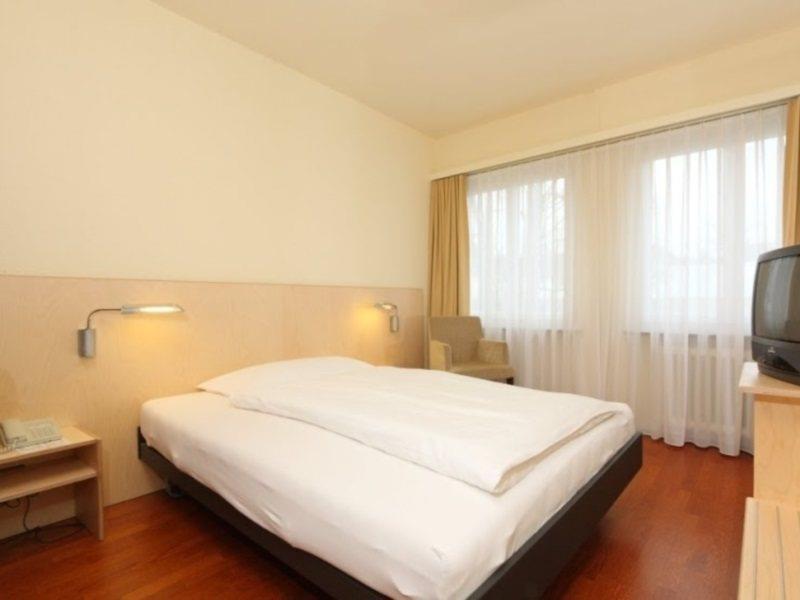 Ibis Styles Bern City Bagian luar foto